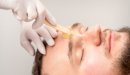 كيفية إزالة الشعر بين الحاجبين للرجل