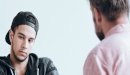 كيف أتعامل مع ابني بعمر 20 سنة: كل ما قد يهمك