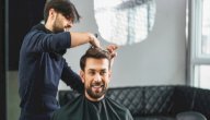 دليلك لأفضل قصات للشعر الخفيف للرجال