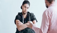 ما طرق علاج السرقة عند المراهقين؟