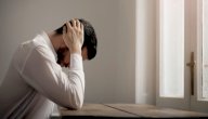 علامات تدل على الفراغ العاطفي عند الرجل: تعرّف عليها