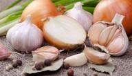 طريقة لازالة رائحة الثوم من الشعر
