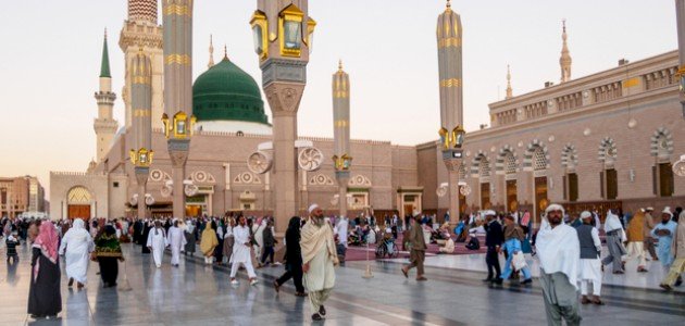 كيف كان الرسول سببا في نفع البشرية