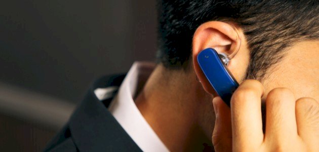 كيفية استخدام سماعة البلوتوث