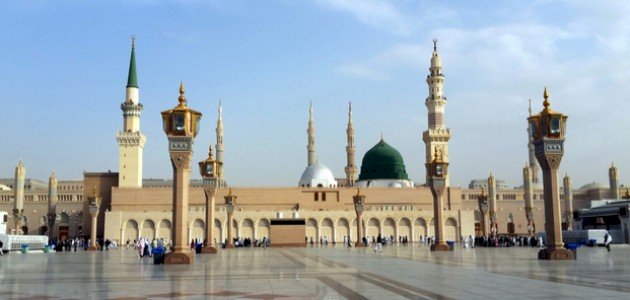 حكم عيد المولد النبوي