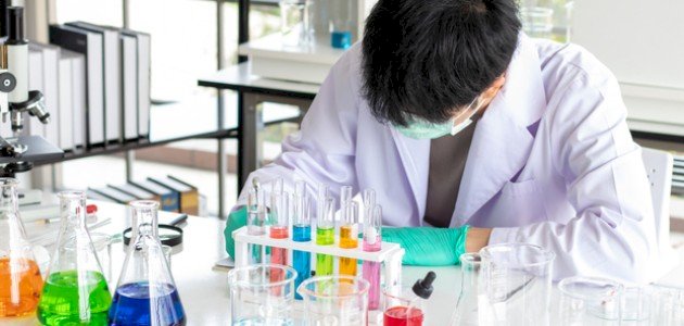 ما أهمية تكرار اجراء التجربه العلميه