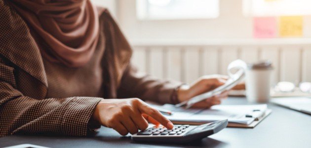 حكم عمل المرأة في مكان مختلط
