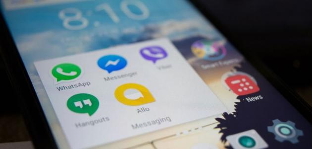 وسائل الاتصال الحديثة: إيجابياتها وسلبياتها