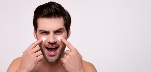 أفضل كريم لإزالة الحبوب من الوجه