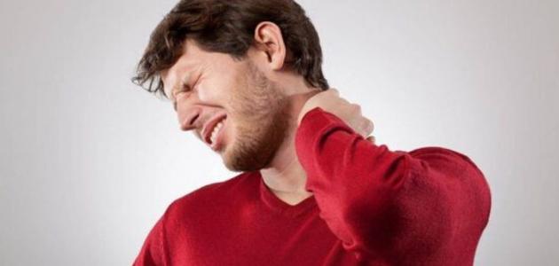آلام الرقبة وطنين الاذن