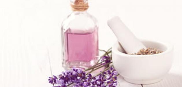 كيفية صناعة العطور من الأزهار