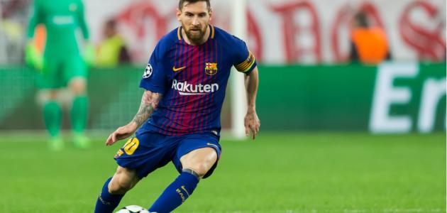 أول مباراة لميسي مع برشلونة