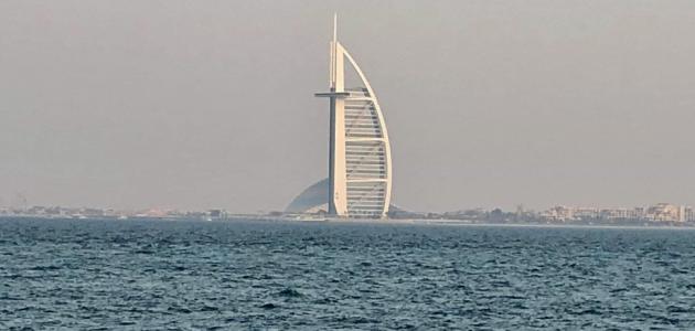 أين يوجد برج العرب