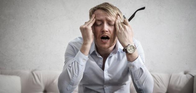 الصداع والنظارات : ما العلاقة بينهما؟