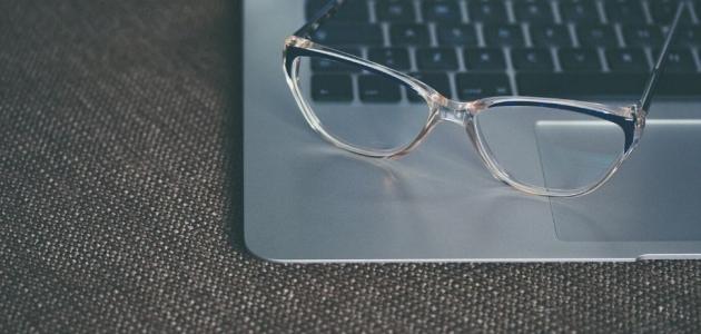 تعمل لساعات؟ تمارين بسيطة للتخلص من إجهاد العين
