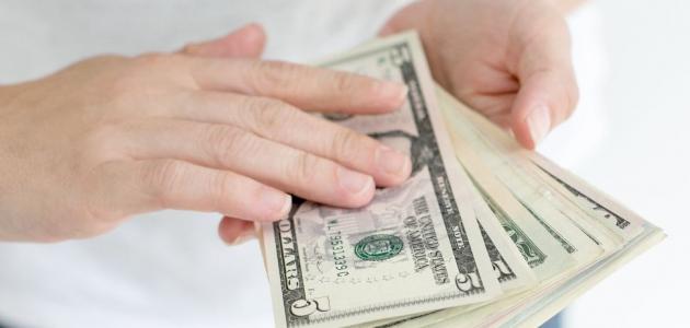التسوق في العيد: كيف تقلل من نفقاتك في العيد؟