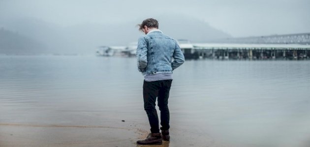 تجنبها: 10 سلوكيات تبعد الآخرين عنك