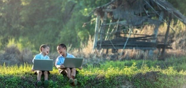 كيف تساعد طفلك في التعرف على الأصدقاء؟