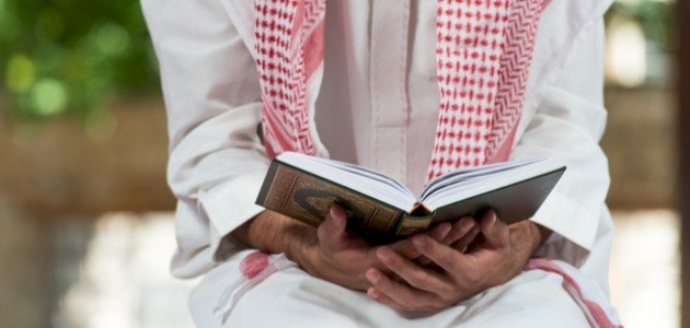 هل يجوز قراءة القرآن للميت؟