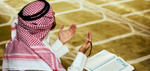لتيسير أمورك، ارفع يديك بالدعاء