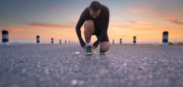 إليك الطريقة الصحيحة لربط الحذاء