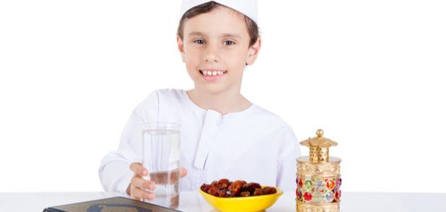 كل ما يهمك حول صيام الأطفال في رمضان