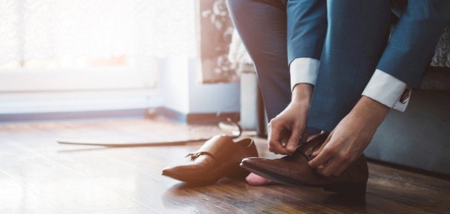 دليلك لتنسيق الحذاء مع الملابس