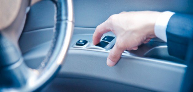 بالخطوات: طريقة إصلاح ماكينة زجاج السيارة