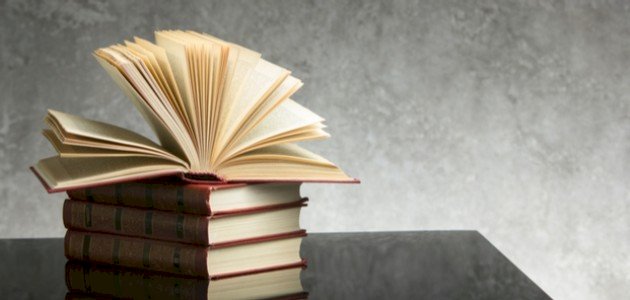 إليكَ 10 من أجمل أشعار جميل بن معمر