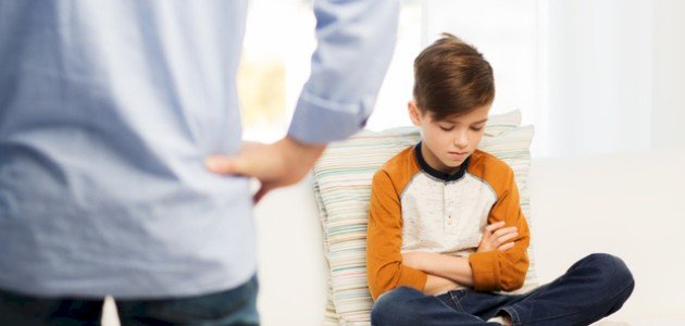 كيف أتعامل مع ابني المراهق؟