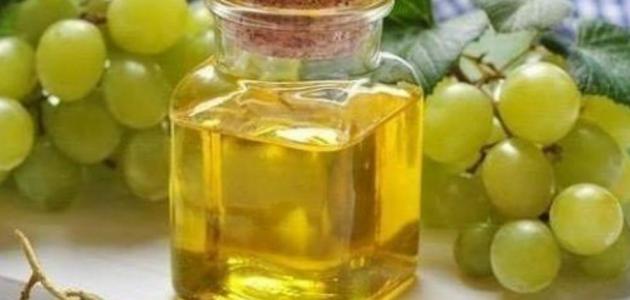فوائد زيت العنب للشعر