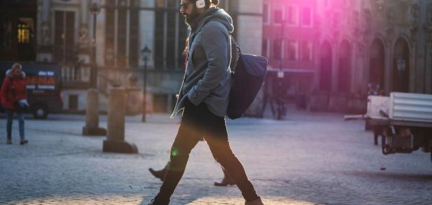 اعرف شخصيتك من طريقة مشيتك